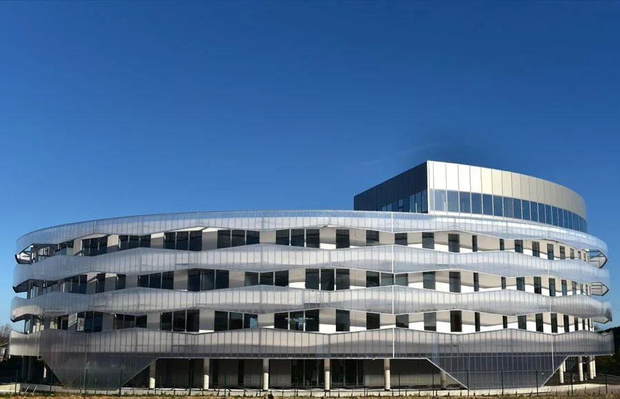 Completed Mutuelle institutional headquarters