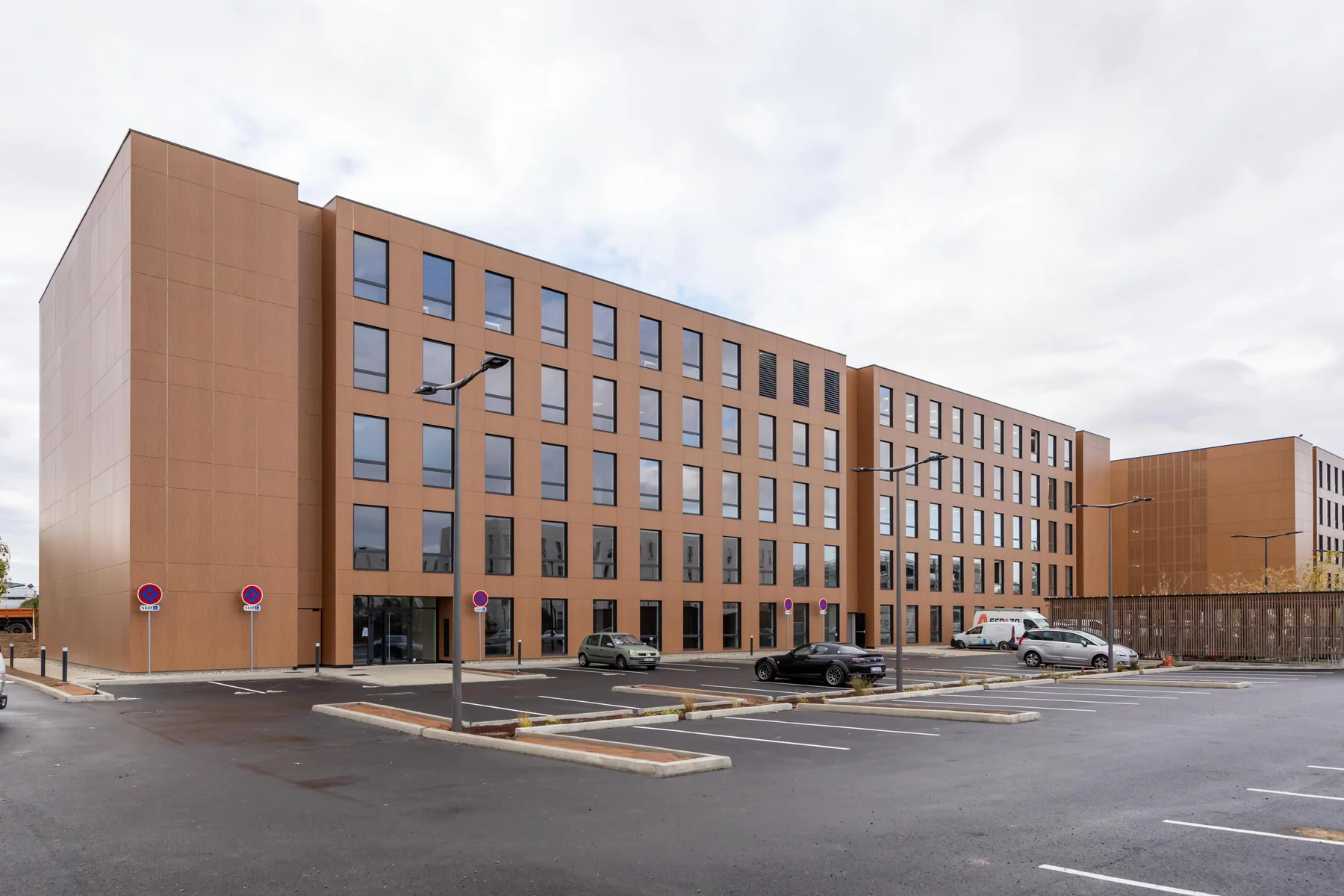Completed NEOFIS office campus